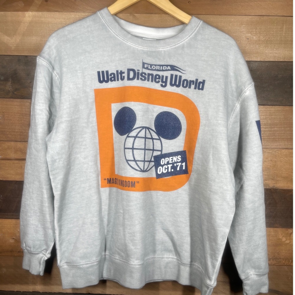 Walt Disney World Vault Collection Sweatshirt Mickey Mouse Orange Opens 1971 XS